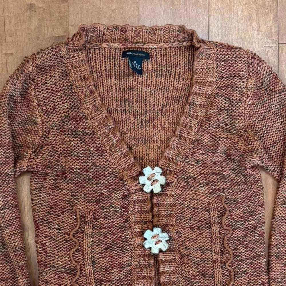 BCBGMAXAZRIA burnt orange cardigan with wood flower buttons Sz. S/M - Picture 2 of 8